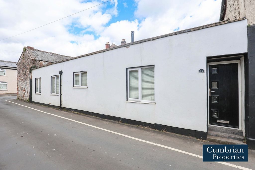 2 bed bungalow for saleWard Street, Longtown, Carlisle CA6