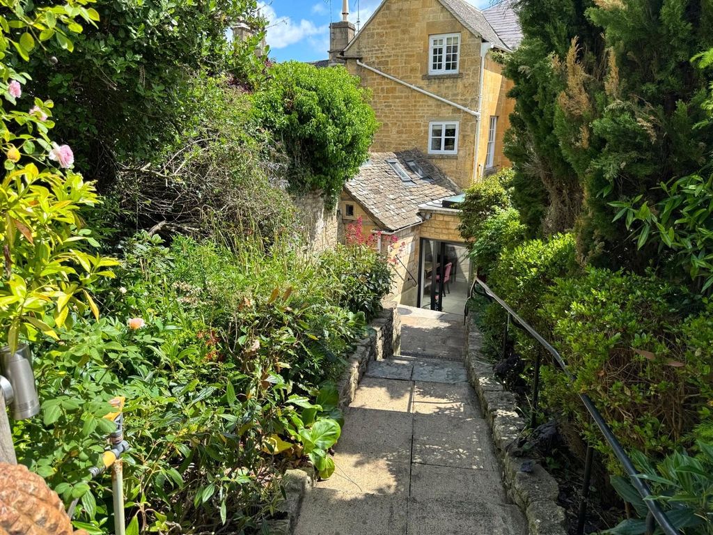 4 bed terraced house for saleNorthend Terrace, Chipping Campden, Gloucestershire GL55