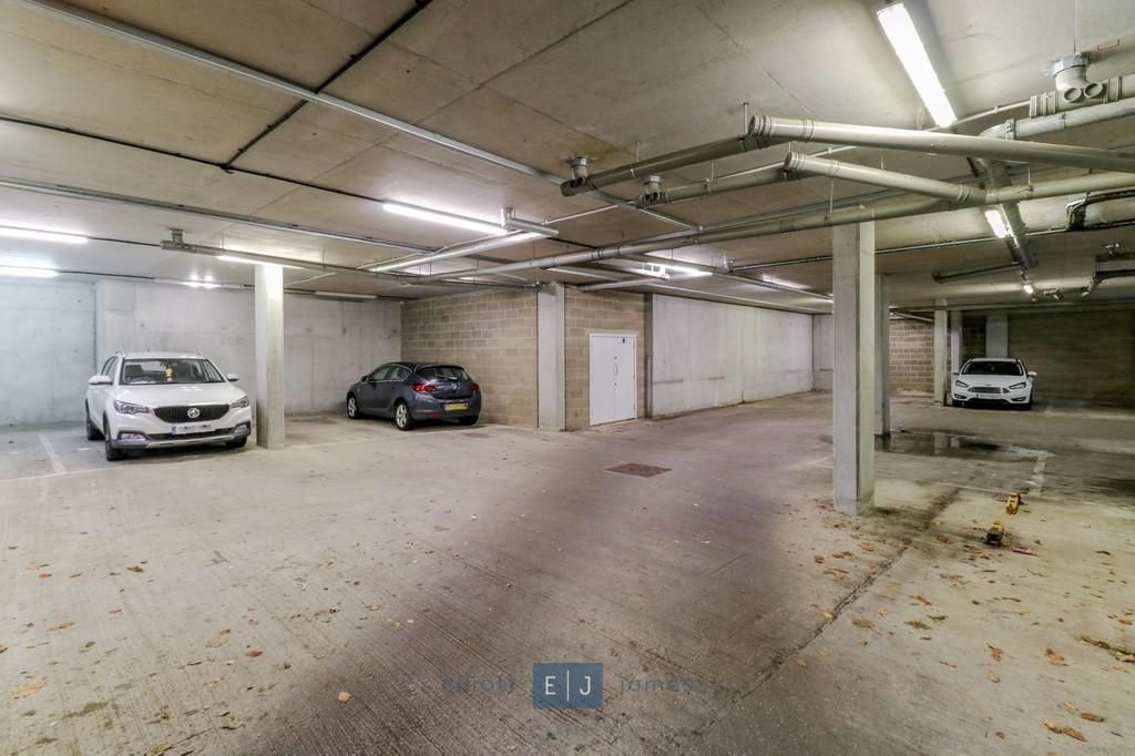 Additional image 18 of 2 bed flat for saleStag Lane, Buckhurst Hill IG9