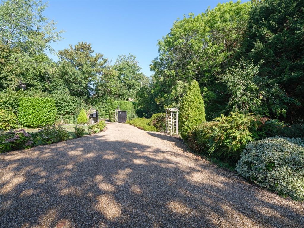 Additional image 16 of 4 bed detached house for saleOld Hardenhuish Lane, Chippenham SN14