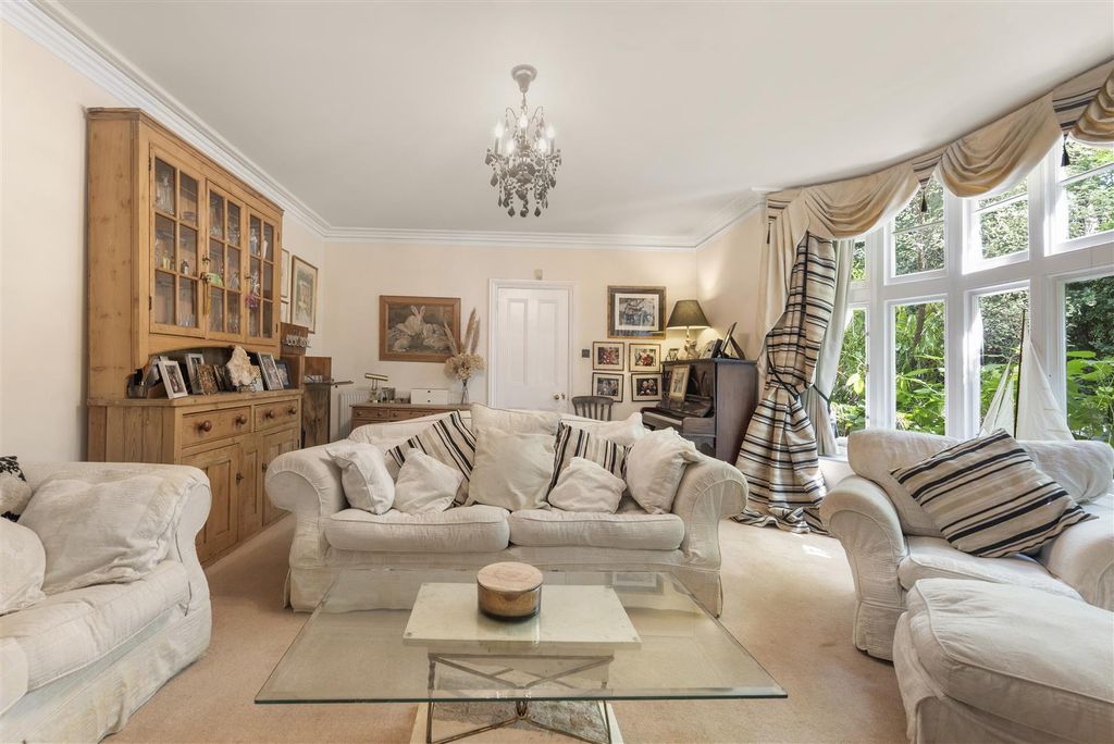 Additional image 14 of 5 bed detached house for salePerry Street, Chislehurst BR7