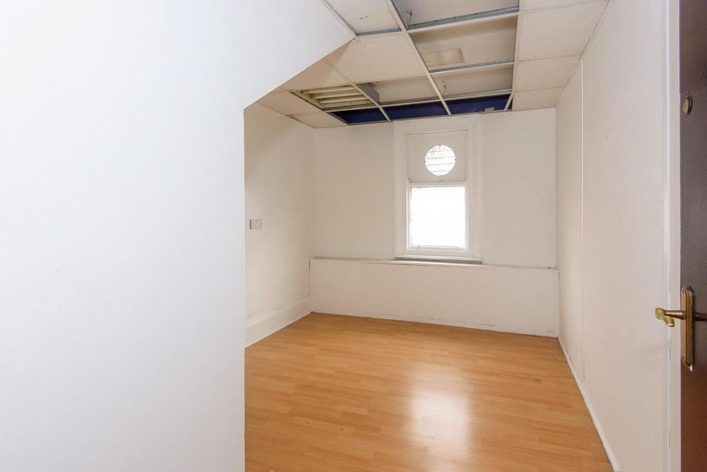 Additional image 18 of Property for saleBank Street, Castleford WF10