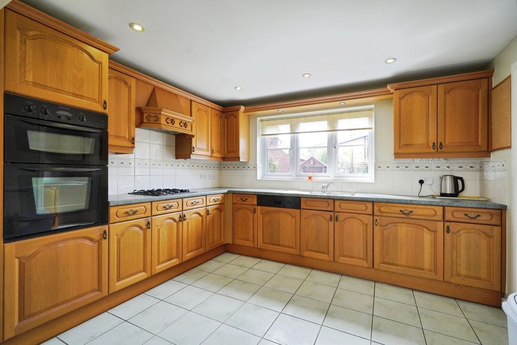 Additional image 6 of 4 bed detached house for saleShotwood Close, Rolleston-On-Dove, Burton-On-Trent, Staffordshire DE13