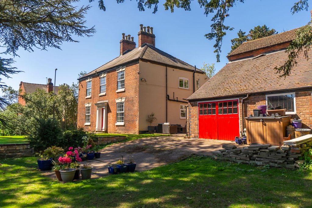 Additional image 2 of 4 bed detached house for saleStockley House, Horninglow Road, Burton-On-Trent DE13