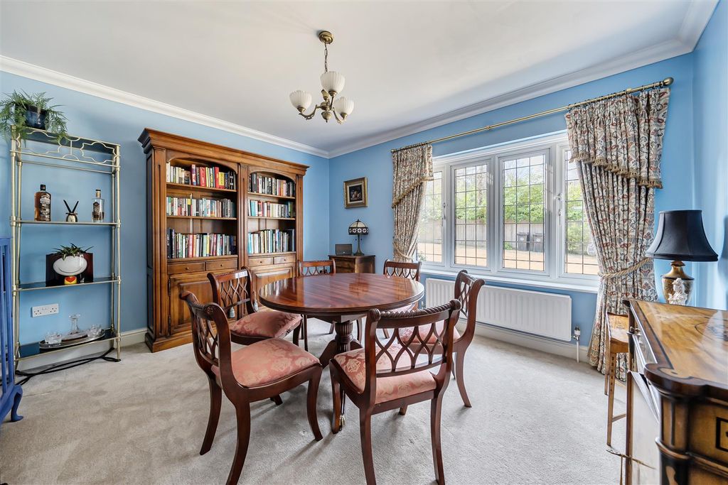 Additional image 10 of 5 bed detached house for saleGolf Drive, Camberley GU15