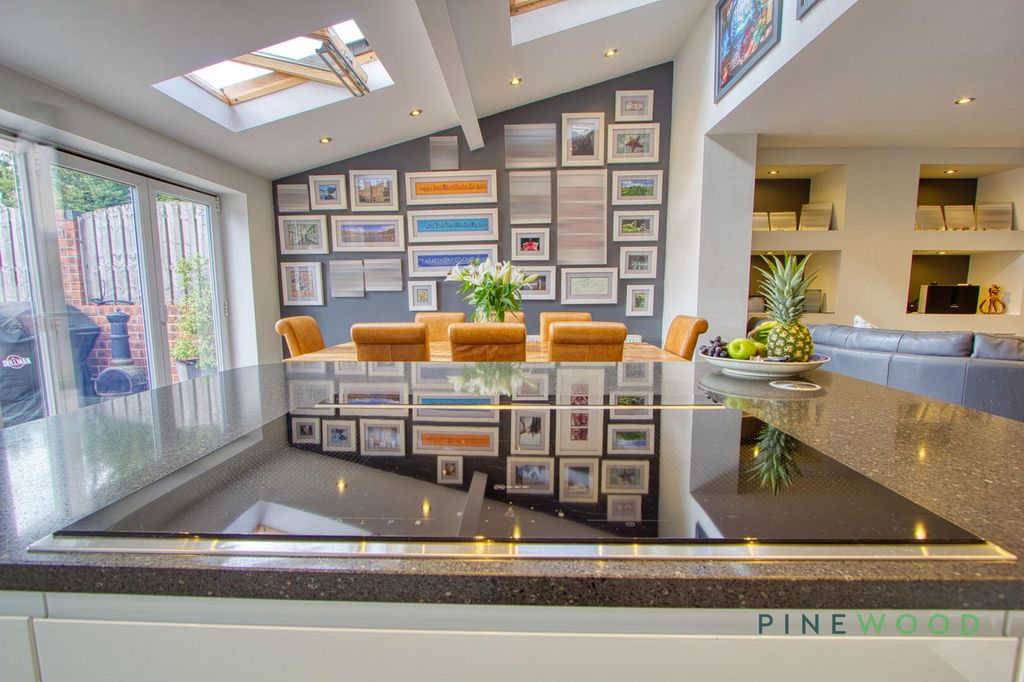 Additional image 11 of 5 bed semi-detached house for saleShaftesbury Avenue, Ashgate, Chesterfield, Derbyshire S40