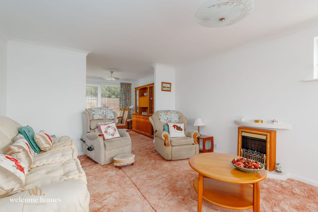 Additional image 8 of 2 bed detached bungalow for saleHillside Drive, Christchurch BH23