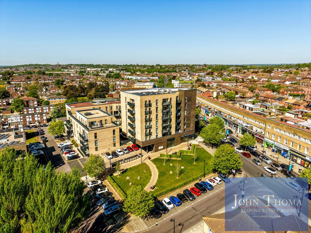 Additional image 15 of 2 bed flat for saleHyneholt House, Manford Way, Chigwell IG7