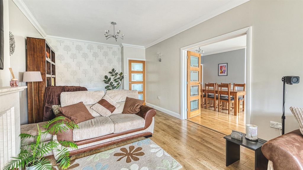 Additional image 10 of 5 bed detached house for saleBeamhill Road, Stretton, Burton-On-Trent DE13