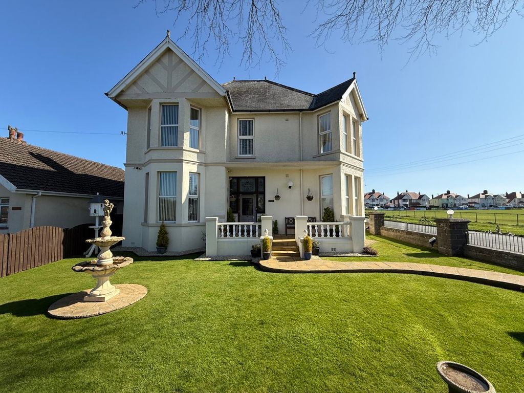 Additional image 3 of 7 bed detached house for salePark Avenue, Cardigan SA43