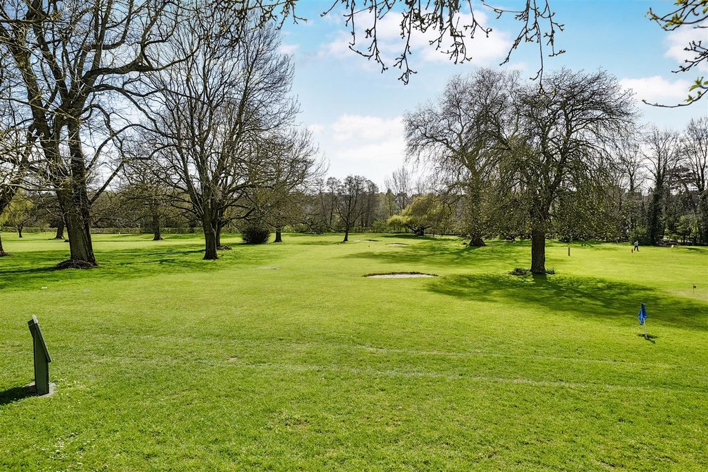 Additional image 2 of 2 bed flat for saleMonkton Park, Chippenham SN15