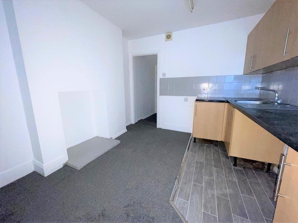 Additional image 6 of 13 bed flat for saleOld Road, Clacton On Sea CO15