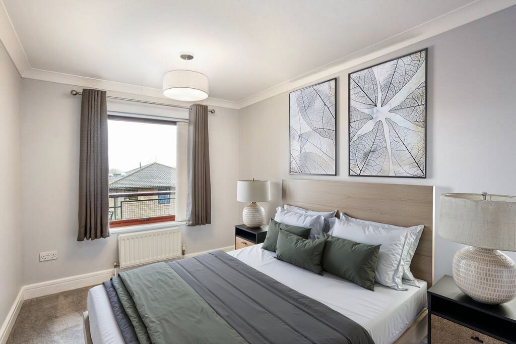 Additional image 6 of 2 bed flat for saleSt. Mary's Mount, Caterham CR3