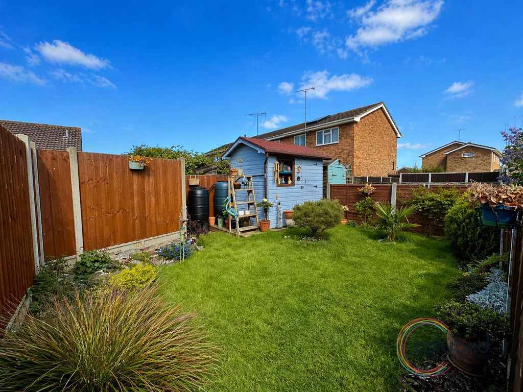 Additional image 4 of 1 bed flat for saleHilton Road, Canvey Island SS8