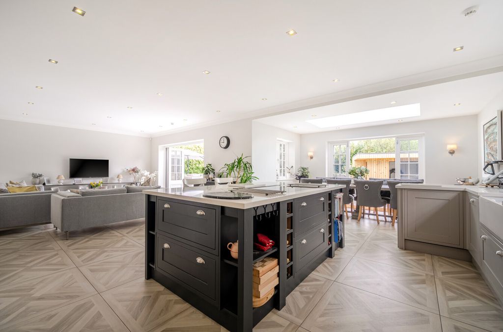 Additional image 2 of 6 bed detached house for saleThe Drive, Chislehurst, Kent BR7