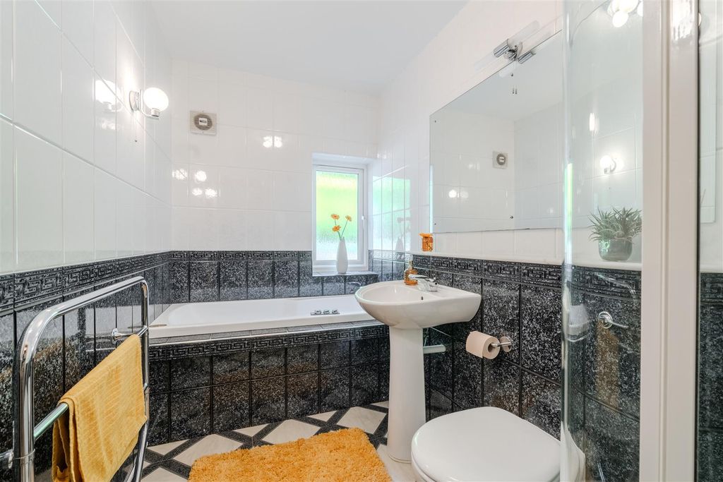 Additional image 34 of 6 bed detached house for saleLansdale House, Riggotts Lane, Walton, Chesterfield S42