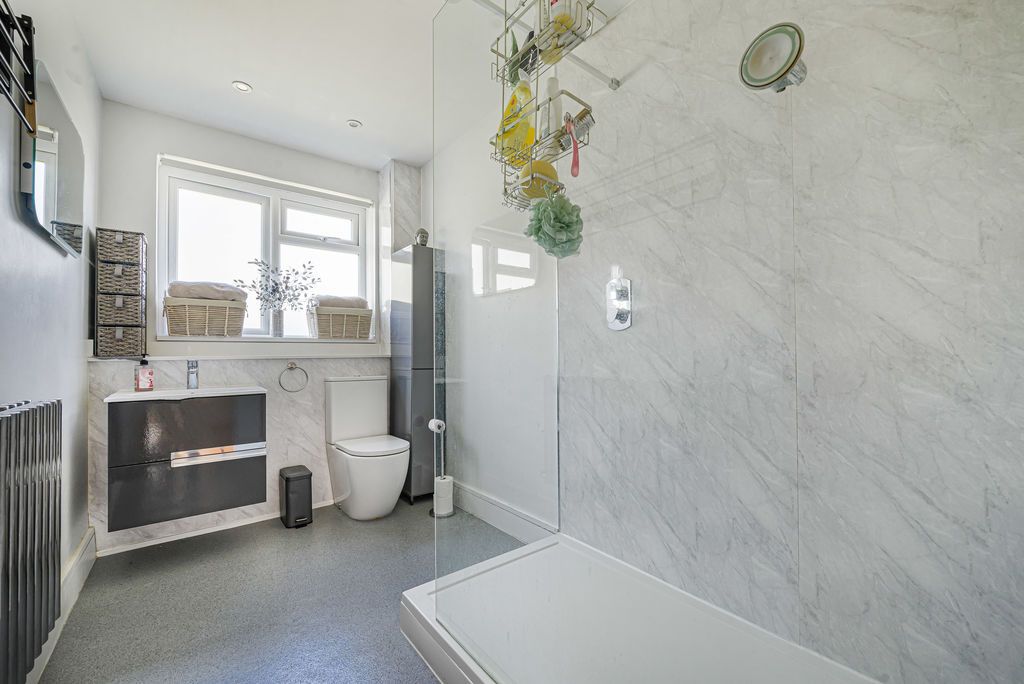 Additional image 7 of 2 bed flat for saleOld Perry Street, Chislehurst BR7