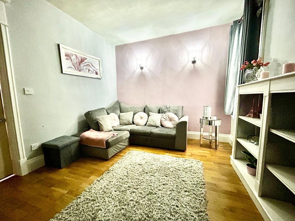 Additional image 6 of 1 bed flat for saleEast Street, South Molton, Devon EX36