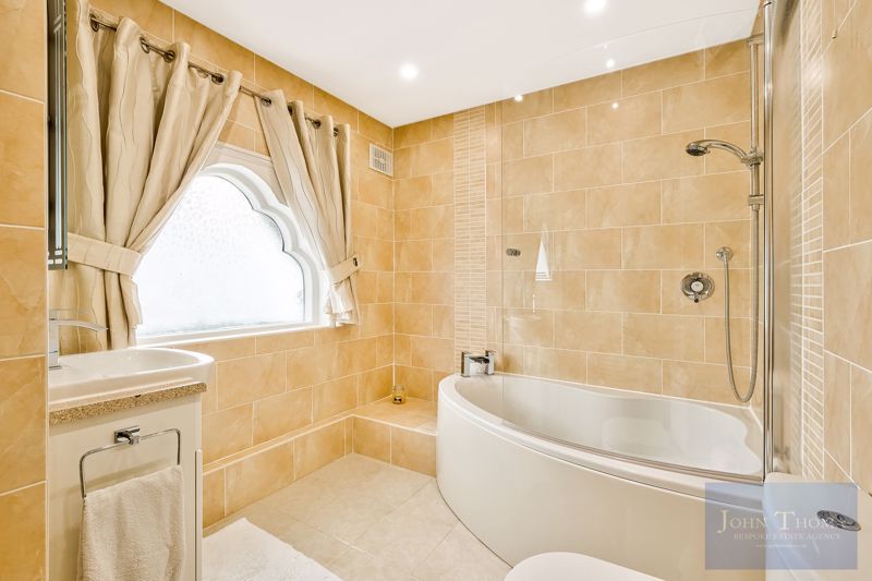 Additional image 27 of 6 bed detached house for saleLee Grove, Chigwell IG7