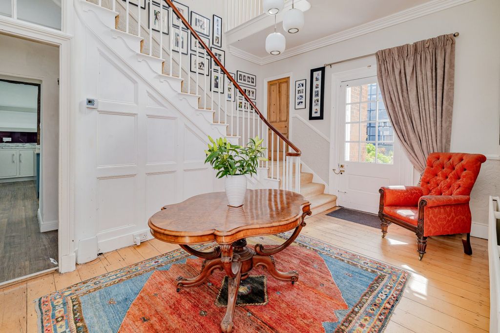 Additional image 5 of 4 bed terraced house for saleKing Street, Chester, Cheshire CH1