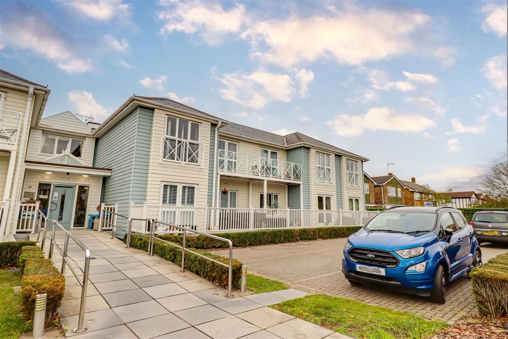 Additional image 20 of 1 bed property for saleLong Road, Canvey Island SS8