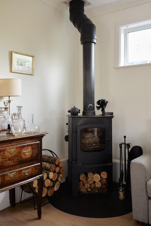 Additional image 6 of 2 bed detached house for saleLaleham Reach, Chertsey KT16