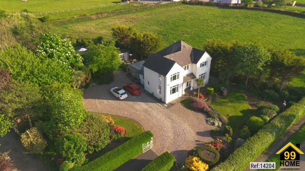 4 bed detached house for saleBangor Road, Caernarfon, Gwynedd LL55