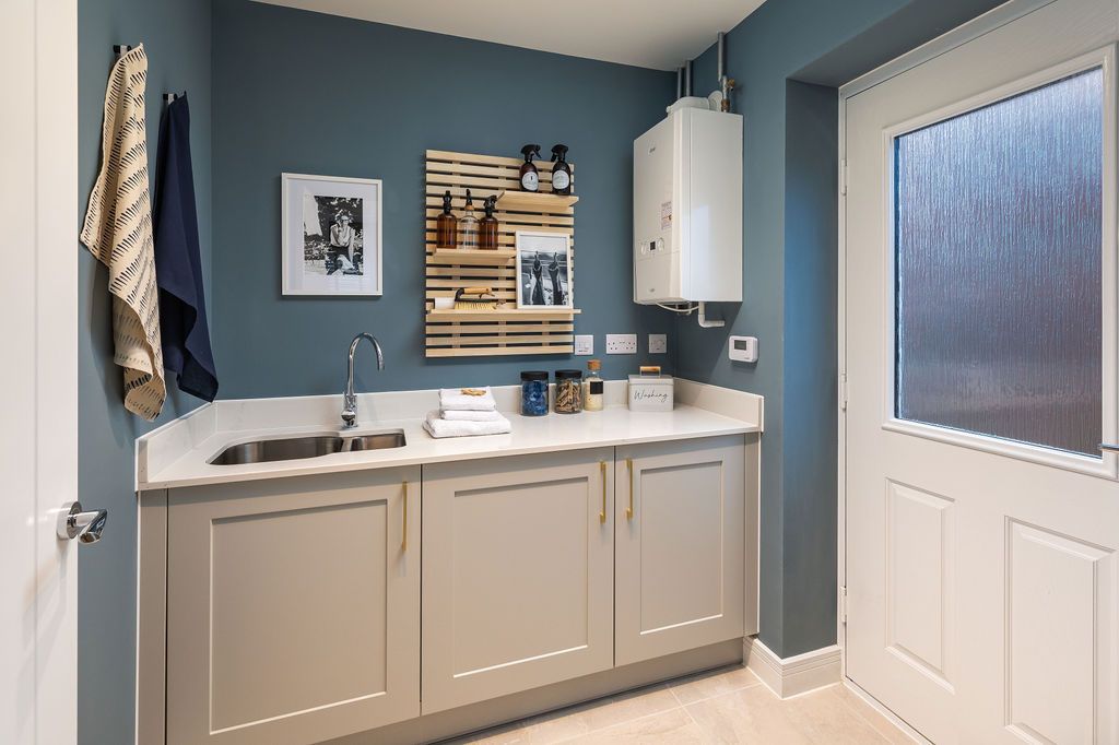 Additional image 4 of 4 bed detached house for sale"The Arkwright" at Chilsey Grange, Pyrcroft Road, Chertsey KT16