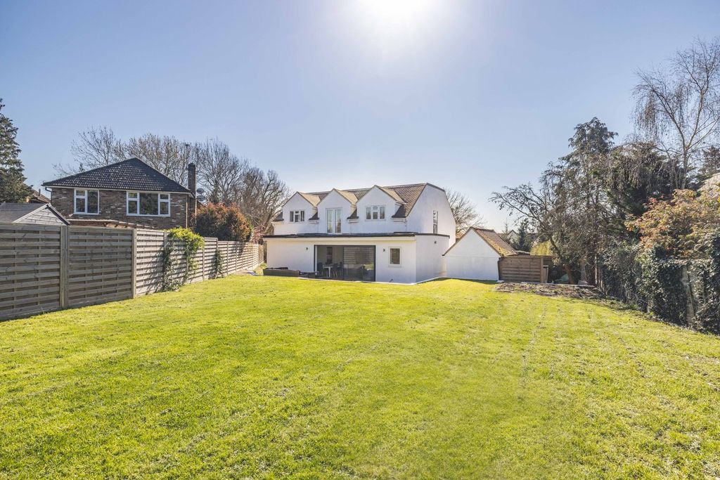 Additional image 28 of 4 bed detached house for saleSycamore Road, Chalfont St Giles HP8
