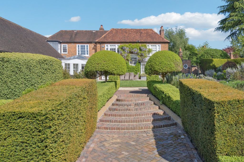 Additional image 16 of 7 bed country house for saleThree Households, Chalfont St. Giles, Buckinghamshire HP8