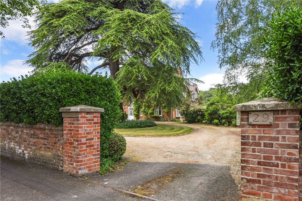 Additional image 33 of 6 bed detached house for saleThe Avenue, Chichester PO19