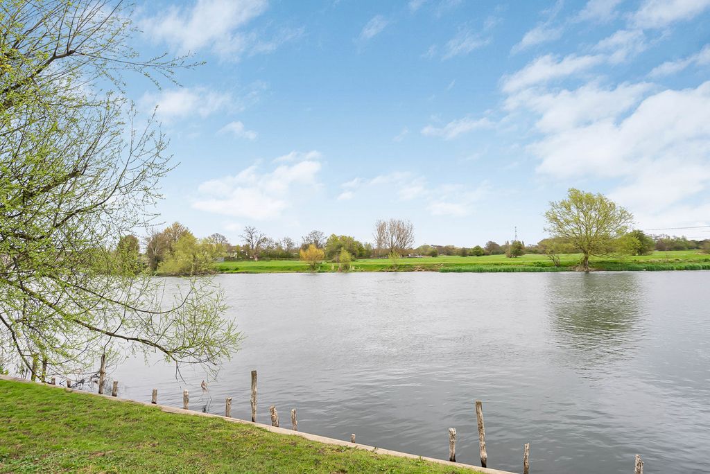 Additional image 24 of 2 bed flat for saleBridge Wharf, Chertsey, Surrey KT16