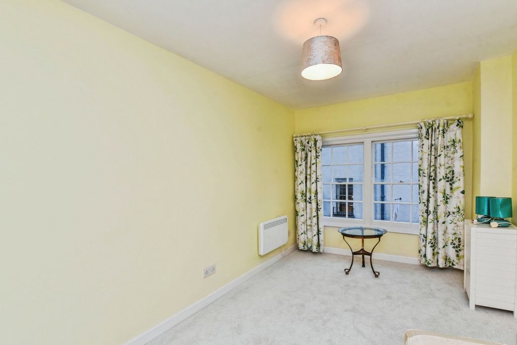 Additional image 9 of 2 bed flat for saleSadler Street, Wells, Somerset BA5