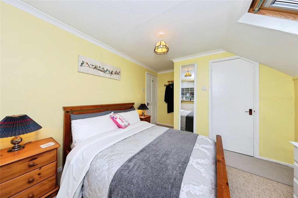 Additional image 22 of 3 bed bungalow for saleGwscwm Road, Burry Port, Carmarthenshire SA16