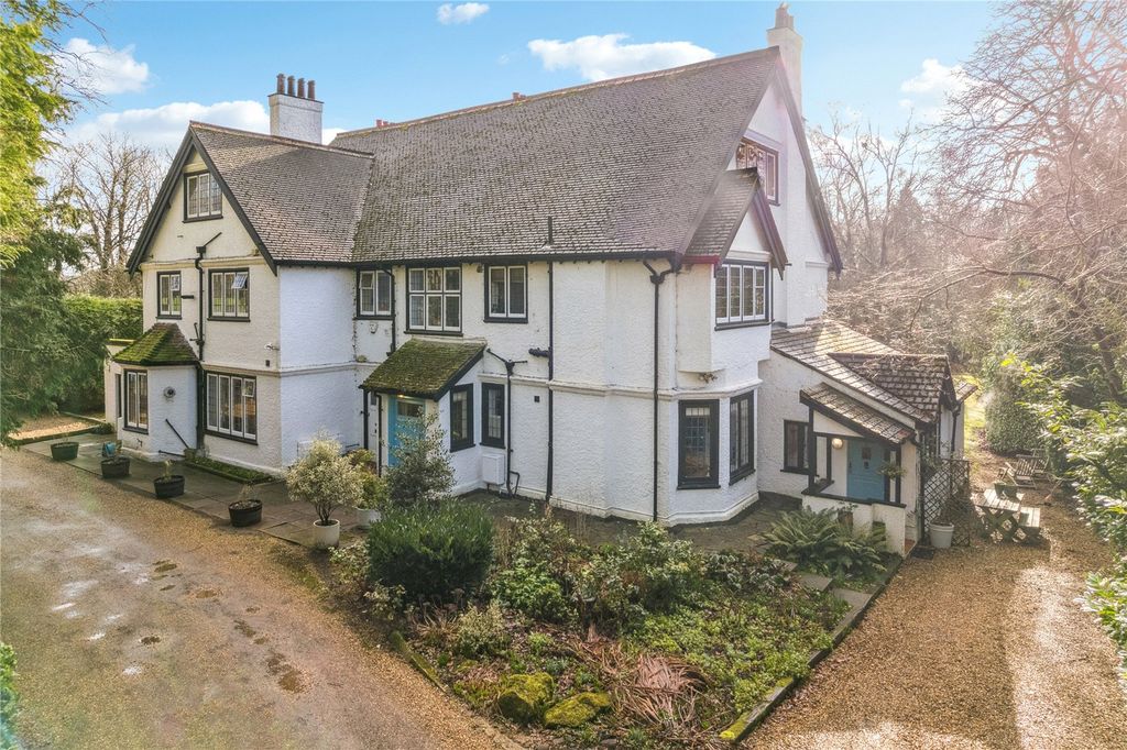 Additional image 29 of 2 bed flat for saleLycrome Road, Chesham, Buckinghamshire HP5