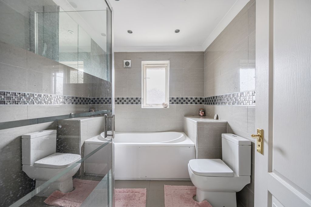 Additional image 15 of 5 bed detached house for saleDeerswood Close, Caterham CR3