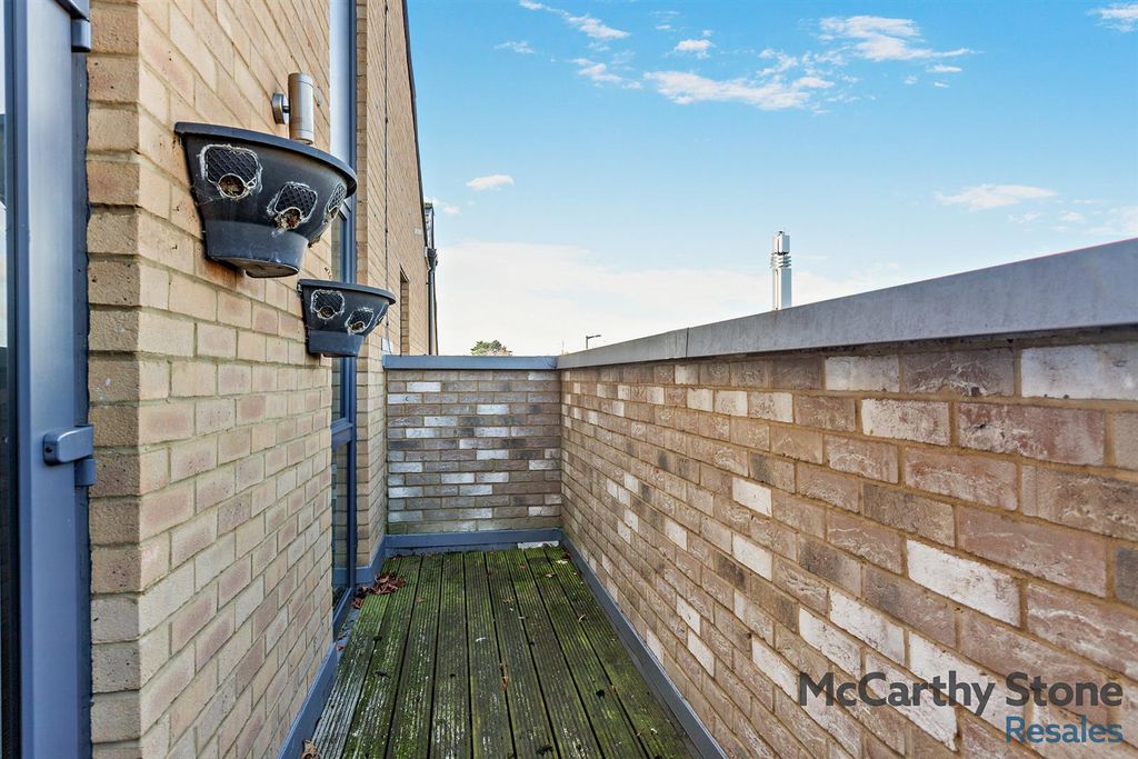Additional image 12 of 2 bed flat for saleMiami House, Princes Road, Chelmsford, Essex CM2