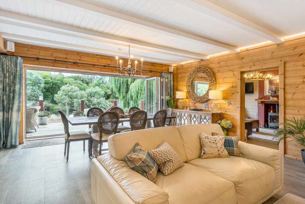 Additional image 6 of 4 bed detached house for saleLaleham Reach, Chertsey KT16