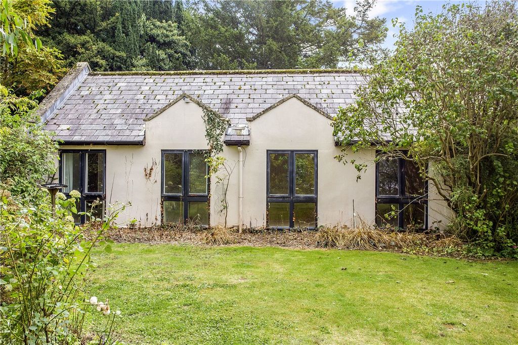 Additional image 15 of 8 bed detached house for saleCastlefields, Calne, Wiltshire SN11
