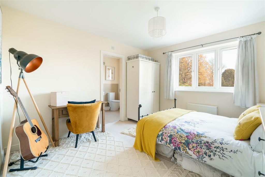 Additional image 28 of 4 bed detached house for saleNetherleigh Road, Ashgate, Chesterfield S40