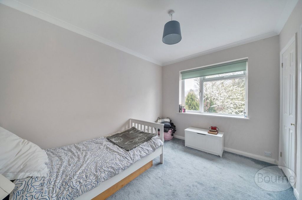 Additional image 10 of 4 bed detached house for saleFerndale Avenue, Chertsey, Surrey KT16