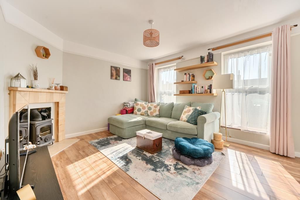 Additional image 4 of 3 bed semi-detached house for saleCotswold Crescent, Chipping Norton OX7