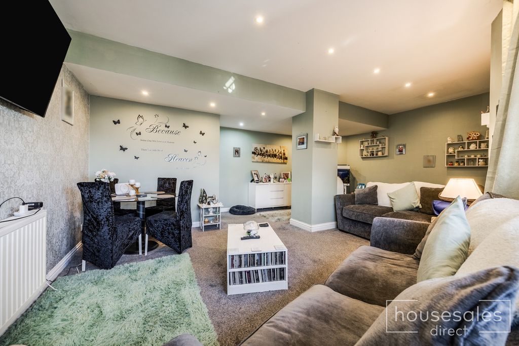 Additional image 2 of 2 bed flat for sale9B Marine Parade Kirn, Dunoon PA23