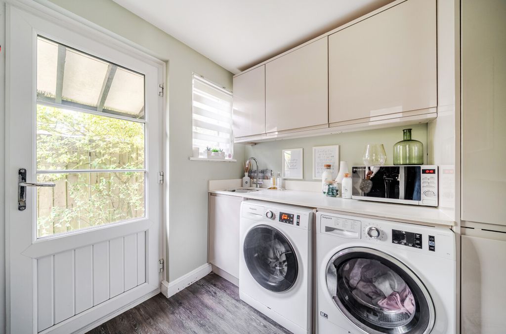 Additional image 25 of 5 bed detached house for saleYoulden Drive, Camberley, Surrey GU15