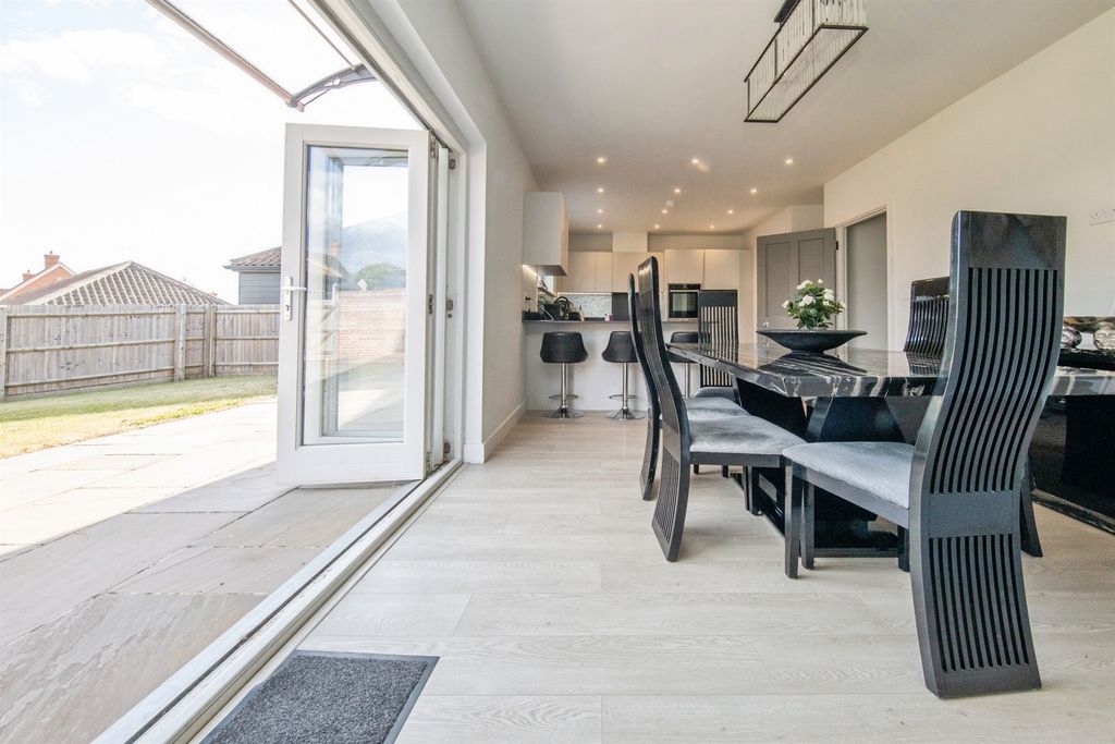Additional image 5 of 4 bed detached house for saleWest Field Lane, St. Osyth, Clacton-On-Sea CO16