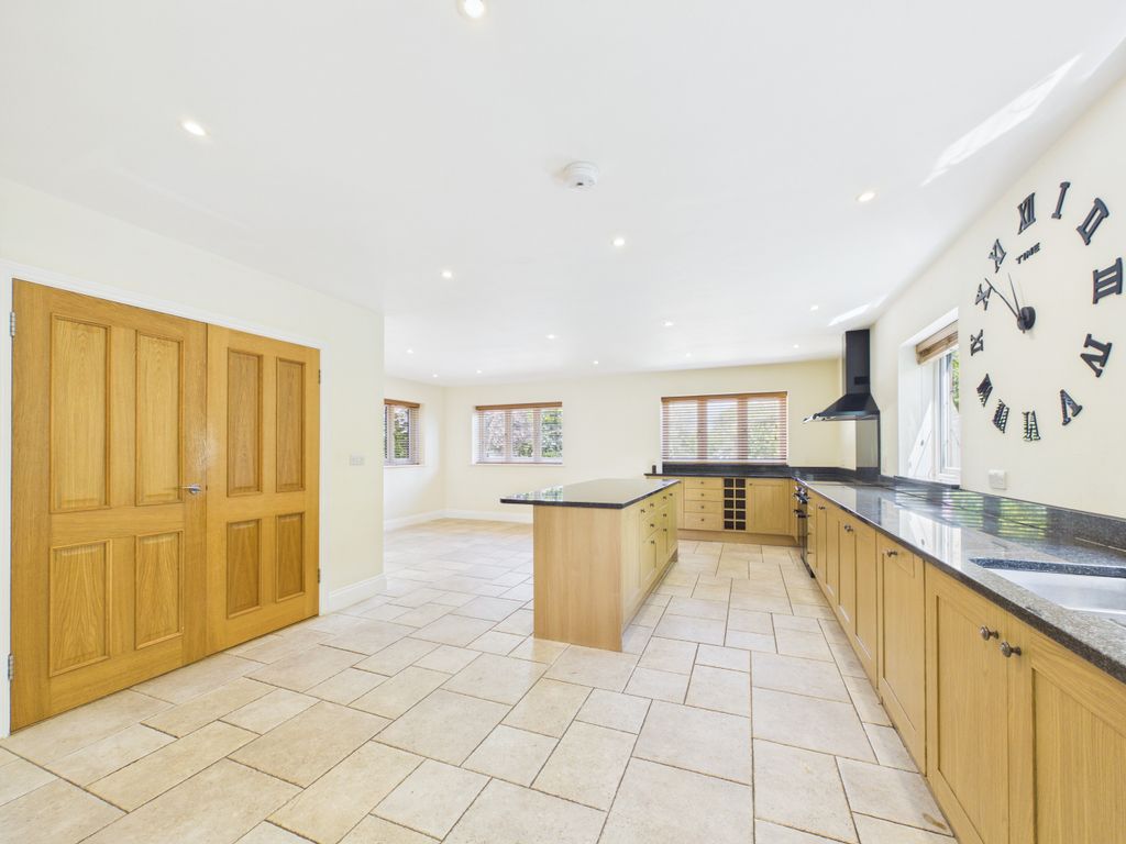 Additional image 6 of 4 bed detached house for saleSprigs Holly Lane, Chinnor, Oxfordshire OX39