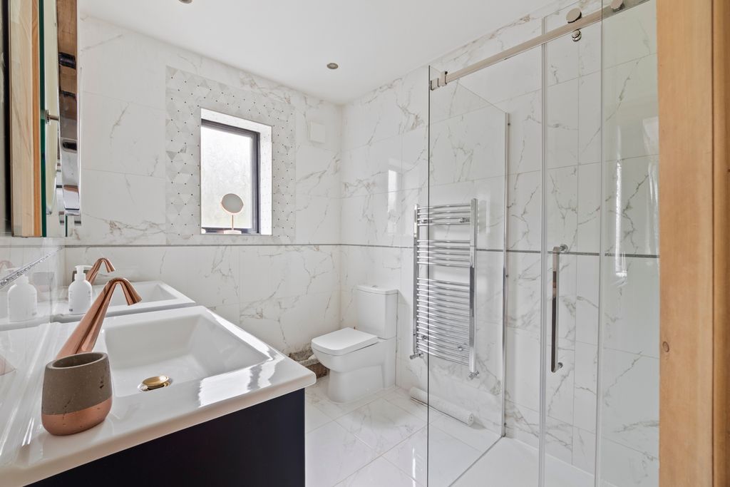 Additional image 19 of 5 bed detached house for saleCarshalton, Surrey SM5
