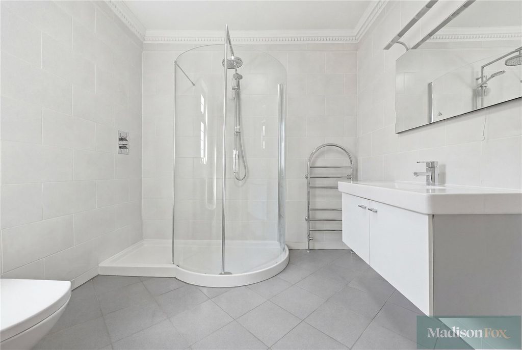 Additional image 25 of 6 bed detached house for saleTomswood Road, Chigwell IG7