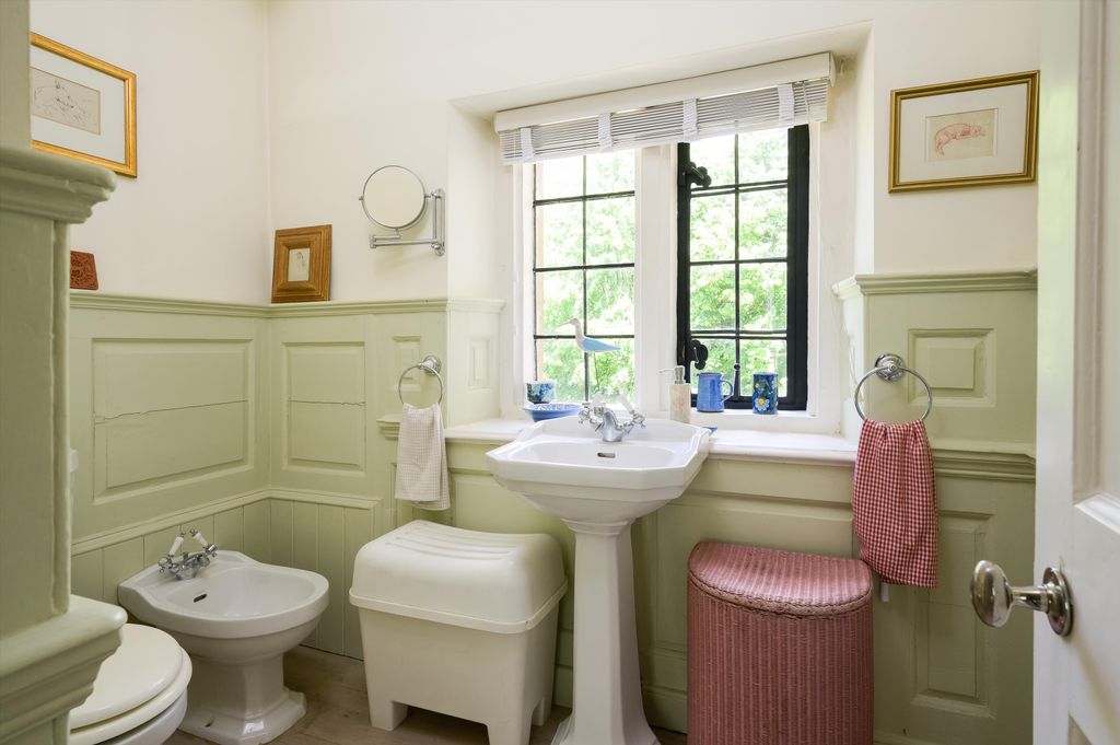 Additional image 14 of 5 bed town house for saleWest Wing, The Ivy, Chippenham, Wiltshire SN15
