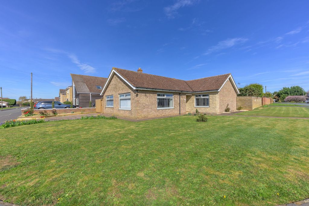 Additional image 3 of 4 bed bungalow for saleEastwood, Chatteris PE16